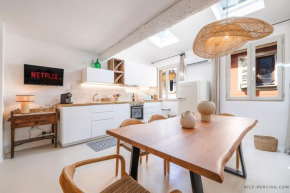 Nice Renting - NEUVE - Luxury Triplex Old Town Massena Garibaldi - 4 BedRoom - AC